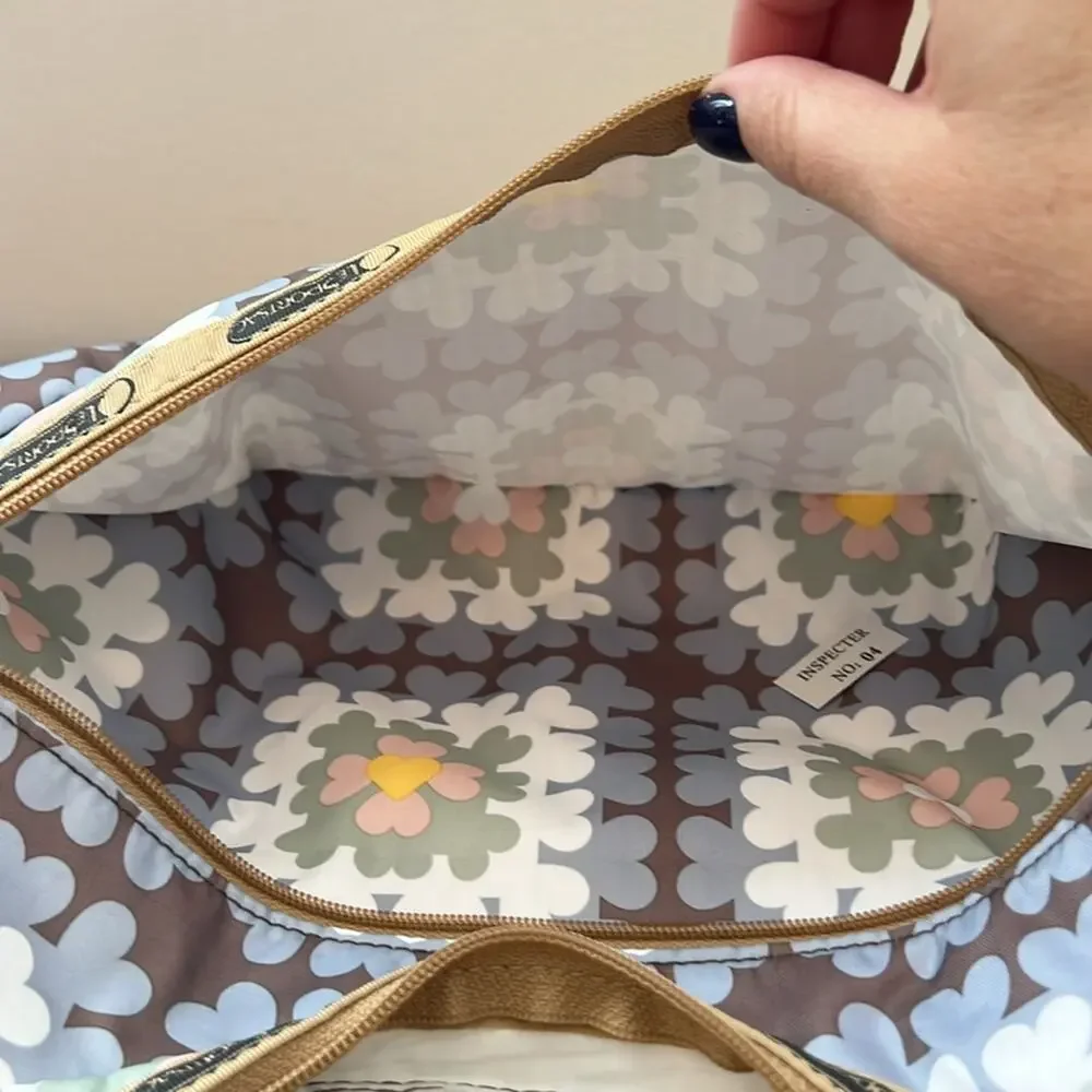 LeSportSac Hobo in Heart Print
